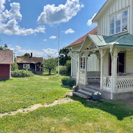 Backgardens Timmerstuga Falköping Екстериор снимка