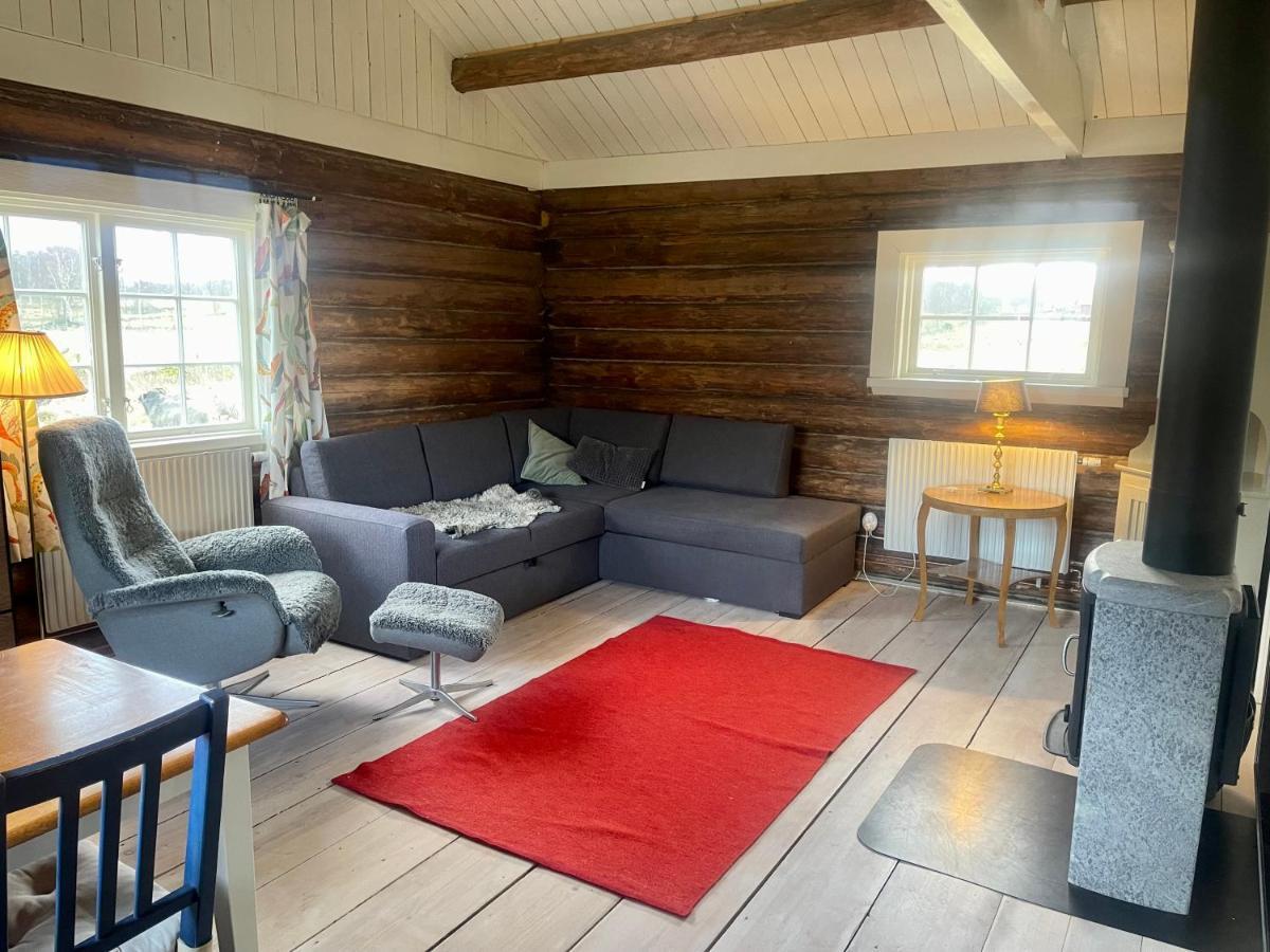 Backgardens Timmerstuga Falköping Екстериор снимка