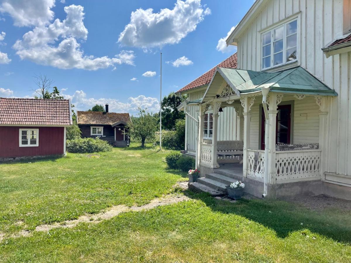 Backgardens Timmerstuga Falköping Екстериор снимка